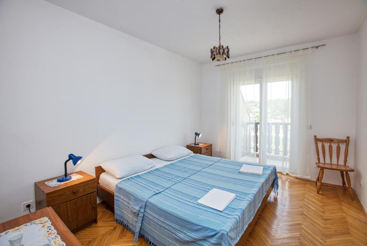 Apartments And Rooms By The Sea Tisno, Murter - 5128 Ngoại thất bức ảnh