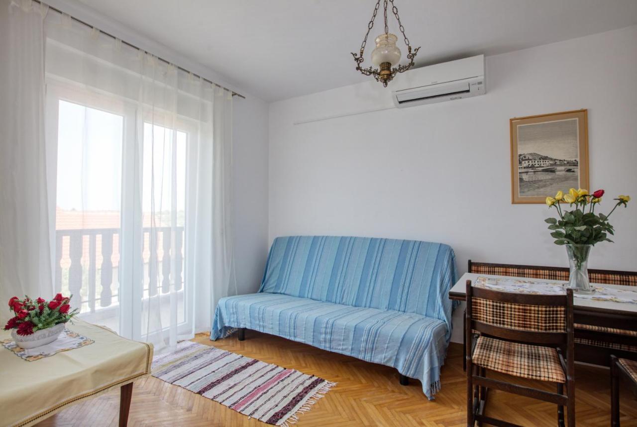 Apartments And Rooms By The Sea Tisno, Murter - 5128 Ngoại thất bức ảnh