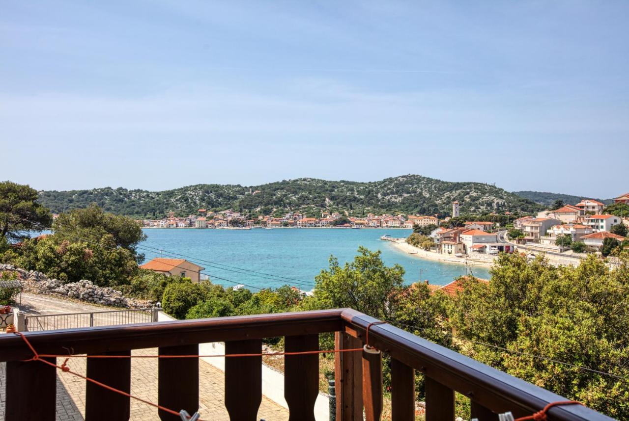 Apartments And Rooms By The Sea Tisno, Murter - 5128 Ngoại thất bức ảnh